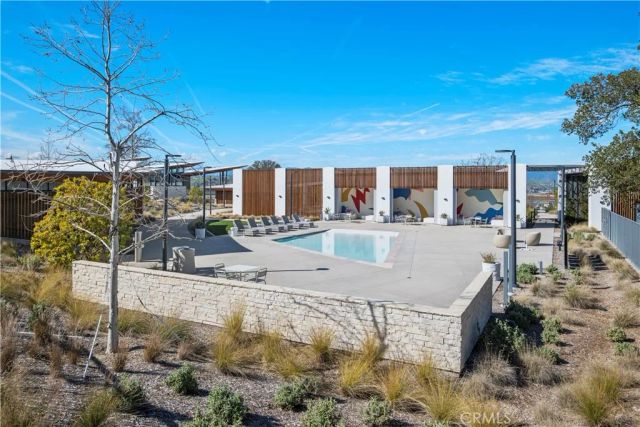 27233 Red Willow Court, Valencia, CA 91381