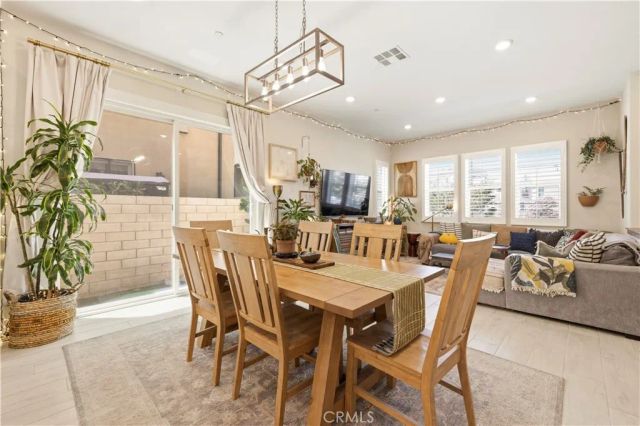 27233 Red Willow Court, Valencia, CA 91381