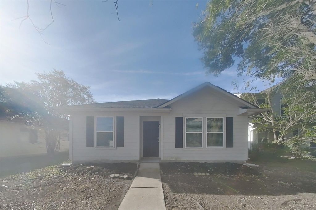 15810 W Park Court, Houston, TX 77082