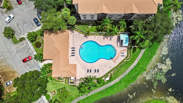 4300 NW 30th St 248, Coconut Creek, FL 33066