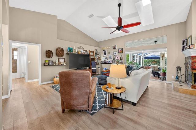 919 RIDGE SPRING COURT, Apopka, FL 32712
