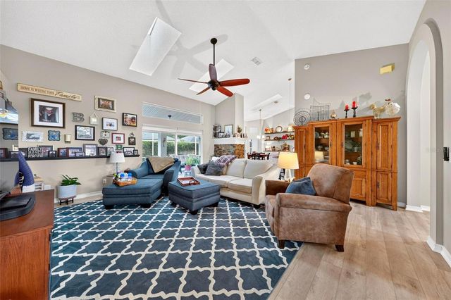 919 RIDGE SPRING COURT, Apopka, FL 32712
