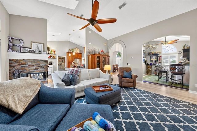919 RIDGE SPRING COURT, Apopka, FL 32712