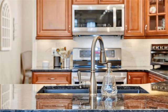 919 RIDGE SPRING COURT, Apopka, FL 32712