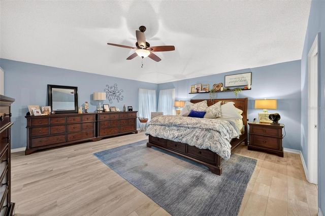 919 RIDGE SPRING COURT, Apopka, FL 32712