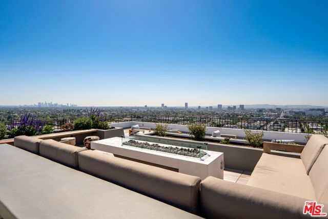 1100 Alta Loma Road 803, West Hollywood, CA 90069