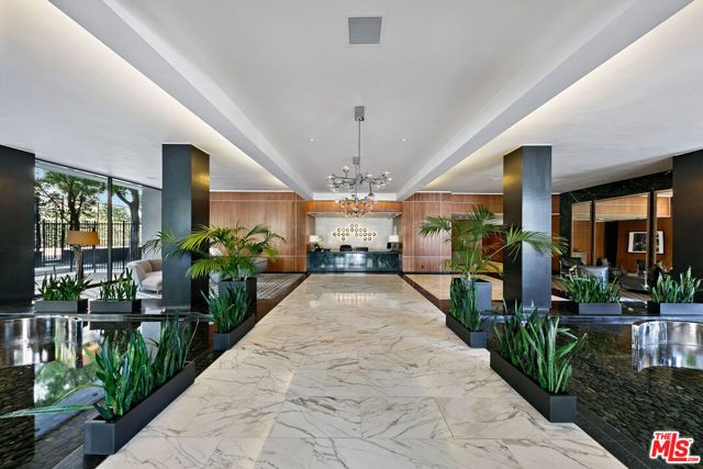 1100 Alta Loma Road 803, West Hollywood, CA 90069