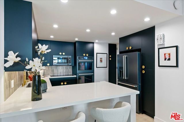 1100 Alta Loma Road 803, West Hollywood, CA 90069