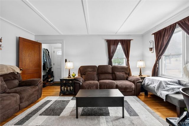 810 Tulip Street, Salina, NY 13088
