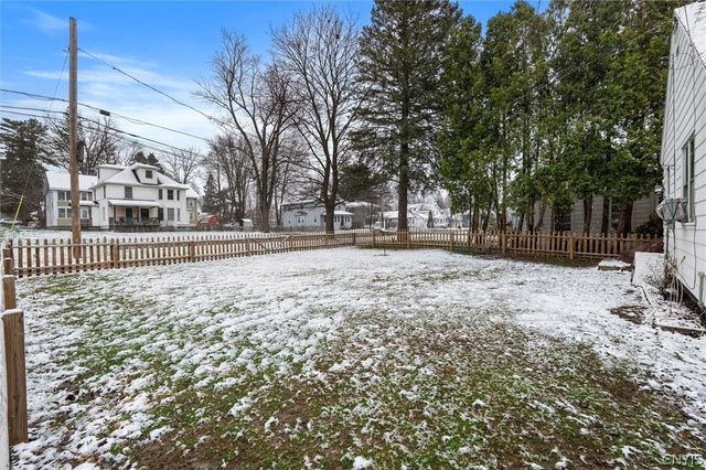 810 Tulip Street, Salina, NY 13088