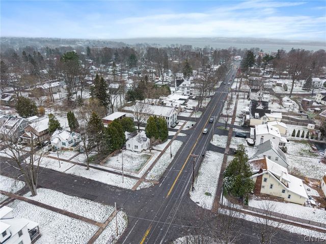 810 Tulip Street, Salina, NY 13088
