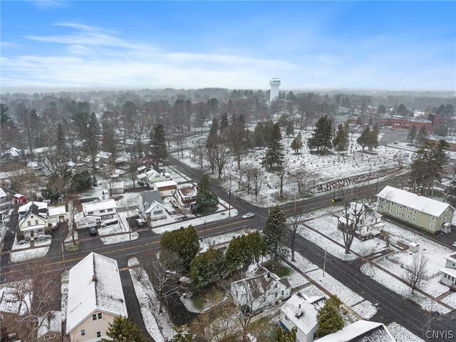 810 Tulip Street, Salina, NY 13088