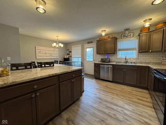 1408 Blish Street, Seymour, IN 47274