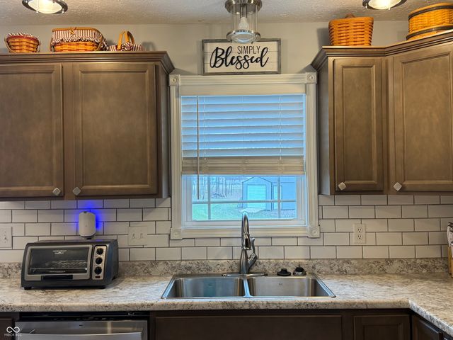 1408 Blish Street, Seymour, IN 47274