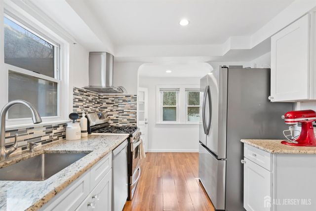 15 Old Ridge Road, South Brunswick, NJ 08852