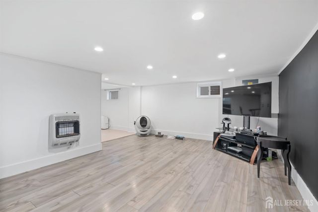 15 Old Ridge Road, South Brunswick, NJ 08852