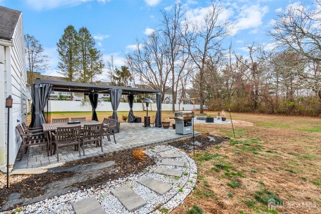 15 Old Ridge Road, South Brunswick, NJ 08852