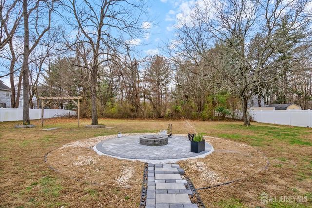 15 Old Ridge Road, South Brunswick, NJ 08852