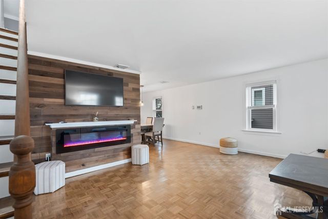 15 Old Ridge Road, South Brunswick, NJ 08852