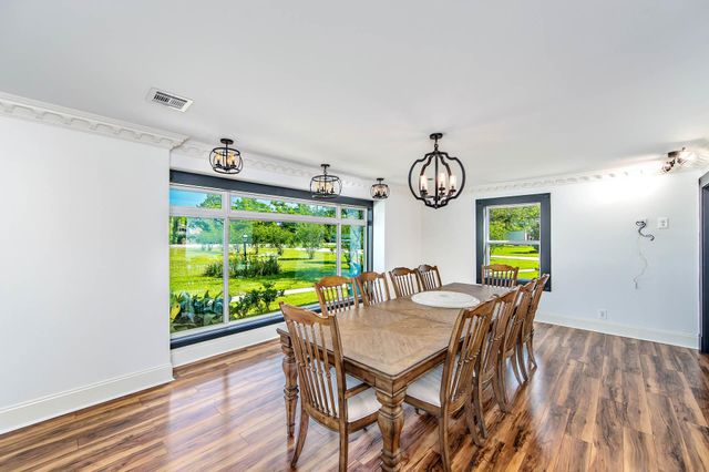 1621 Bayou Black Dr, Houma, LA 70360