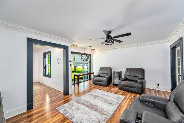 1621 Bayou Black Dr, Houma, LA 70360