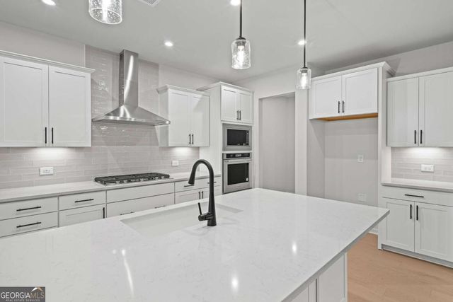 7206 Grand Reunion Drive, Hoschton, GA 30548