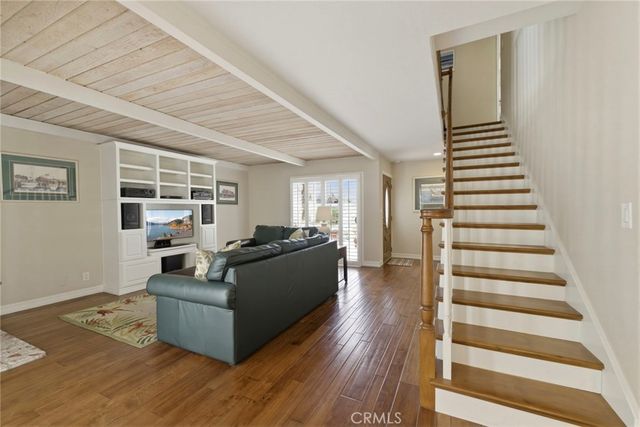 238 Walnut Street, Newport Beach, CA 92663