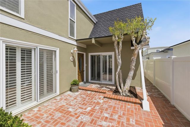 238 Walnut Street, Newport Beach, CA 92663