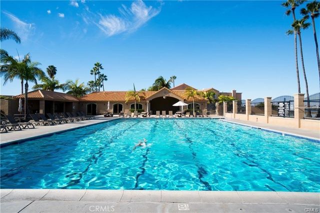 238 Walnut Street, Newport Beach, CA 92663