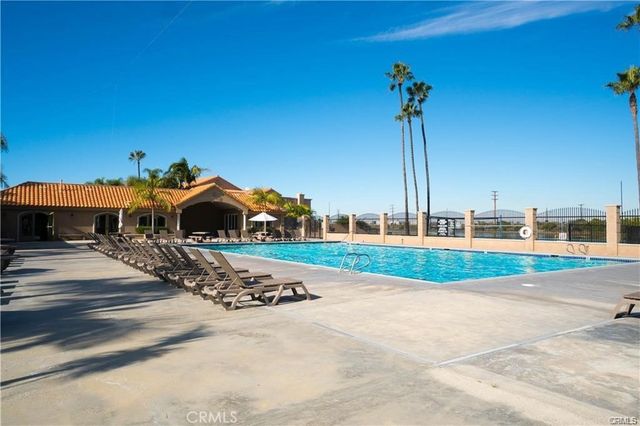 238 Walnut Street, Newport Beach, CA 92663