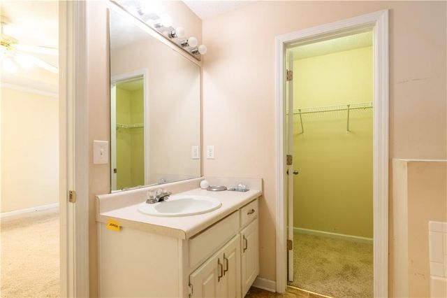 1109 Commons Court, Jonesboro, GA 30238