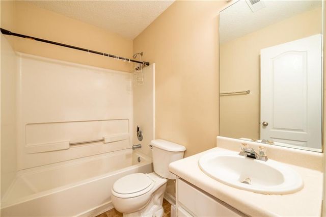 1109 Commons Court, Jonesboro, GA 30238