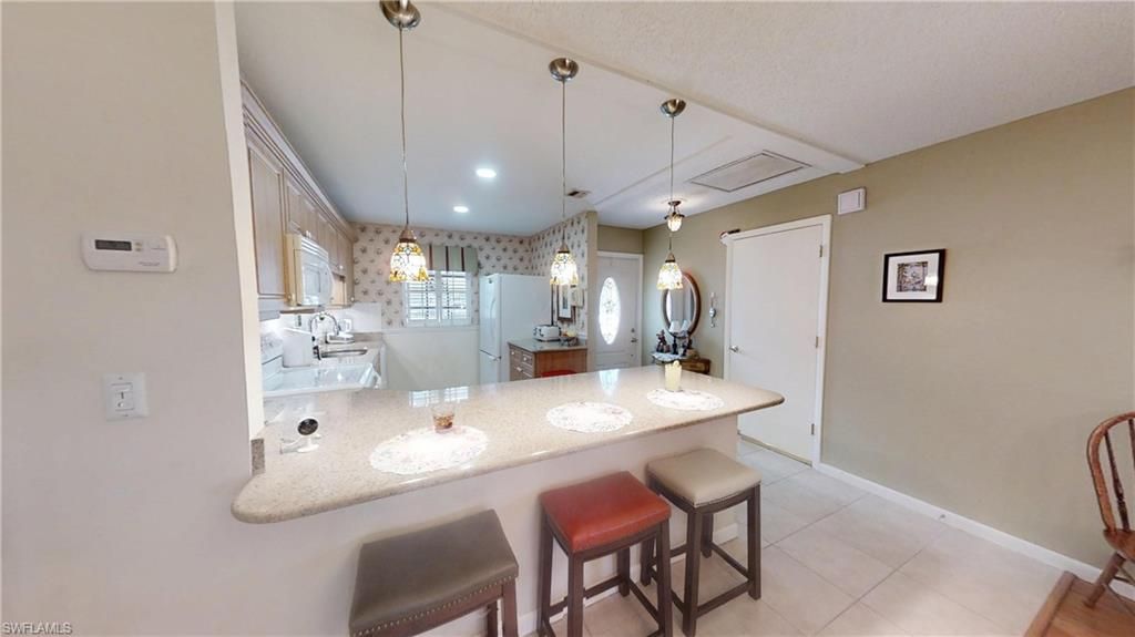 1527 Edgewater CIR, FORT MYERS, FL 33919 — photo 3