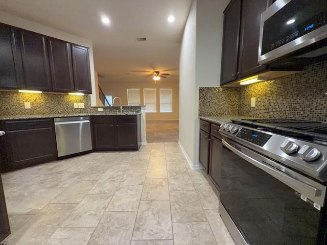 15018 Signal Ridge Way, Cypress, TX 77429