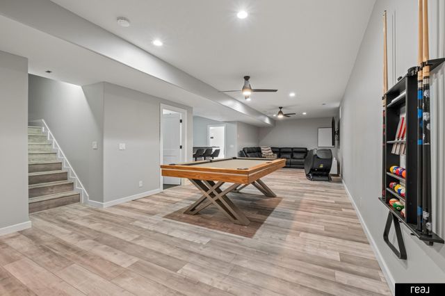 118 Castle Pine Drive, Papillion, NE 68133