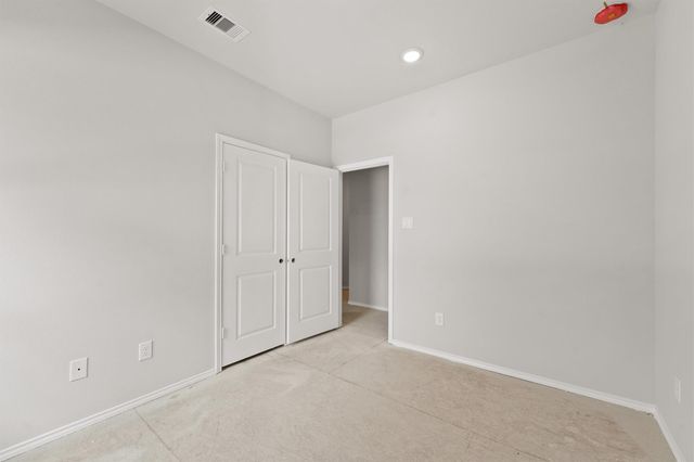 8685 Sassafras Street, Willis, TX 77318