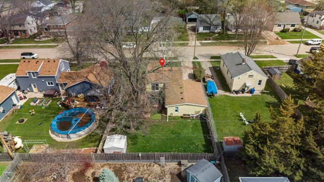 427 N LARK STREET, Oshkosh, WI 54902