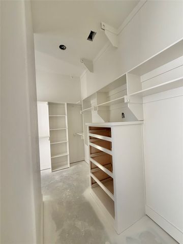 2009 Collin Street, Weatherford, TX 76085