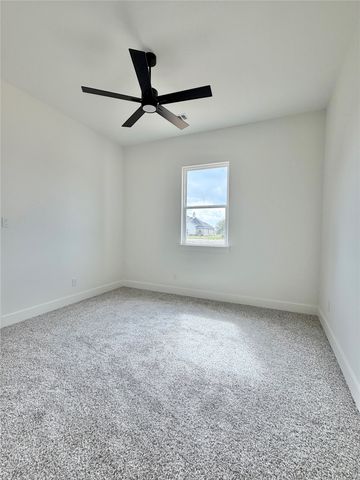 2009 Collin Street, Weatherford, TX 76085