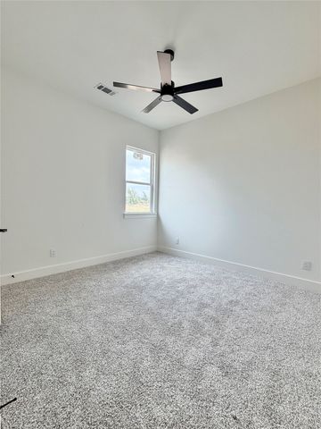 2009 Collin Street, Weatherford, TX 76085