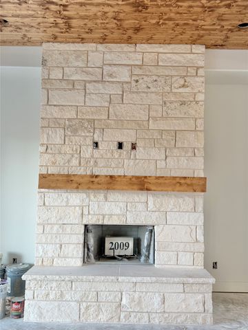 2009 Collin Street, Weatherford, TX 76085