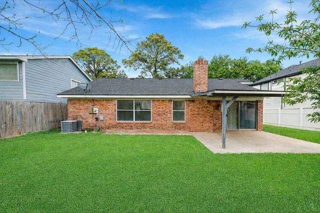 14115 Sableridge Drive, Houston, TX 77014