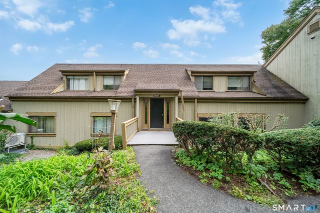 13 Heritage Village B, Southbury, CT 06488