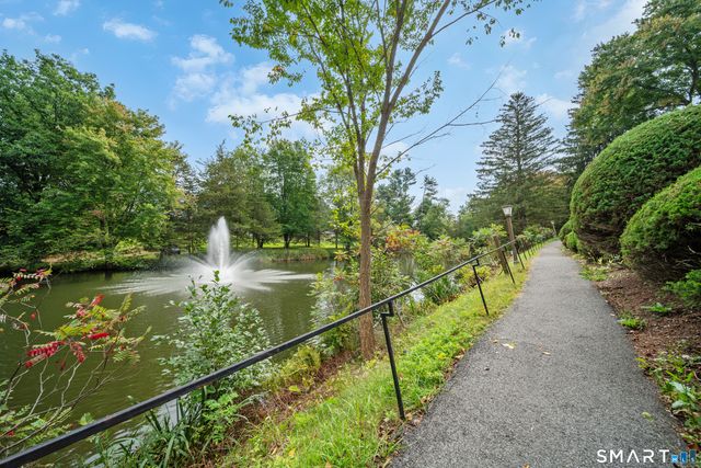 13 Heritage Village B, Southbury, CT 06488