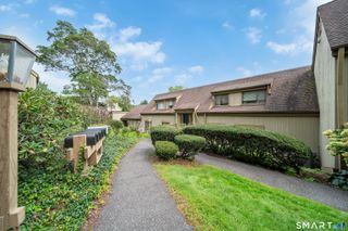 13 Heritage Village B, Southbury, CT 06488