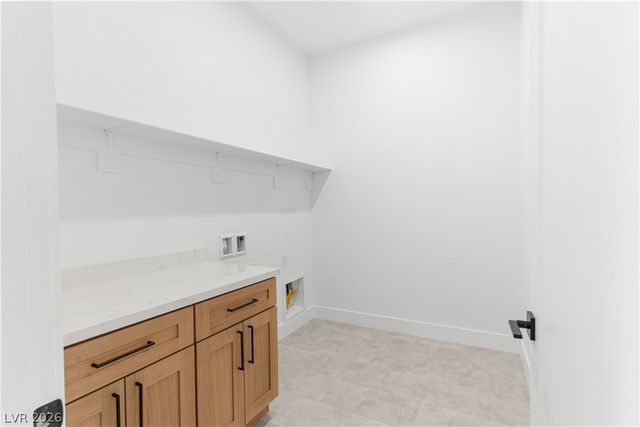 6965 Unicorn Street, Las Vegas, NV 89131