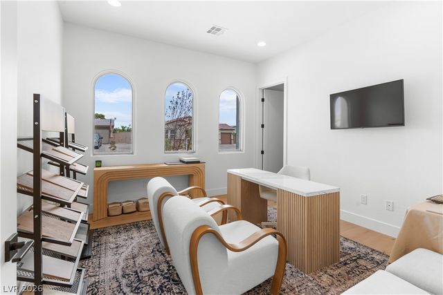 6965 Unicorn Street, Las Vegas, NV 89131