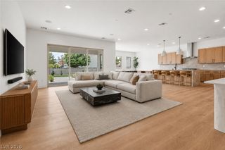 6965 Unicorn Street, Las Vegas, NV 89131