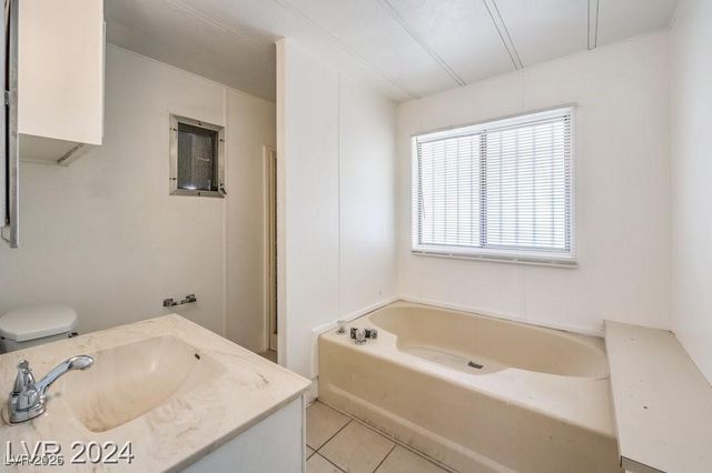 3350 Isle Royale Drive, Las Vegas, NV 89122