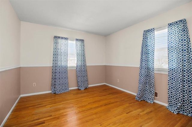 16901 E 31* Street S, Independence, MO 64055